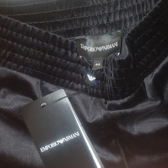 NEW GIORGIO ARMANI WOMENS VELOUR PANTS 14/16..Tall..no longer in stores.CLASSICS - Picture 4 of 10